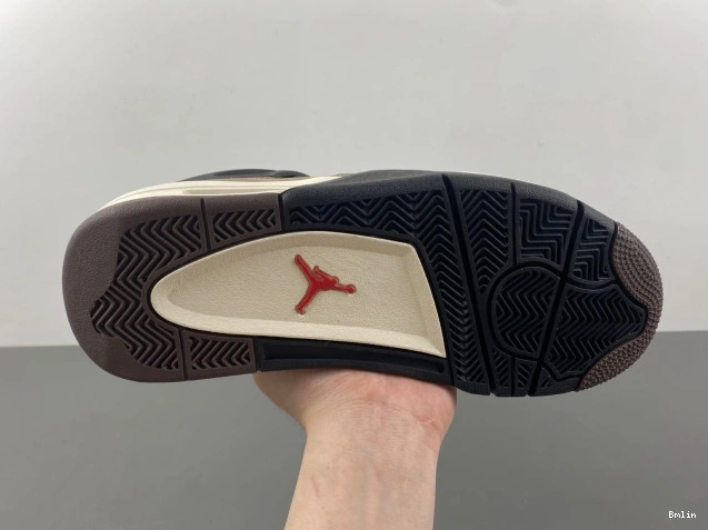 Bmlin AJ4-882335 Jordan x Air Retro TS 4 Scott Travis Brown 0727